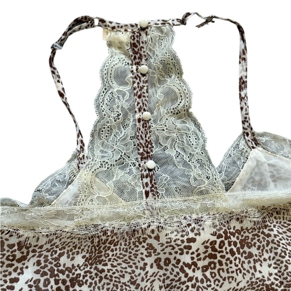 POL Leopard Print Lace Trim Blouse - Brown and Cream - Picture 4 of 6